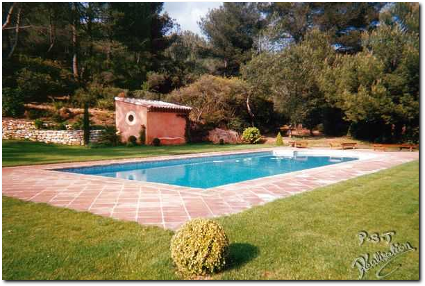 construction piscine pennes mirabeau